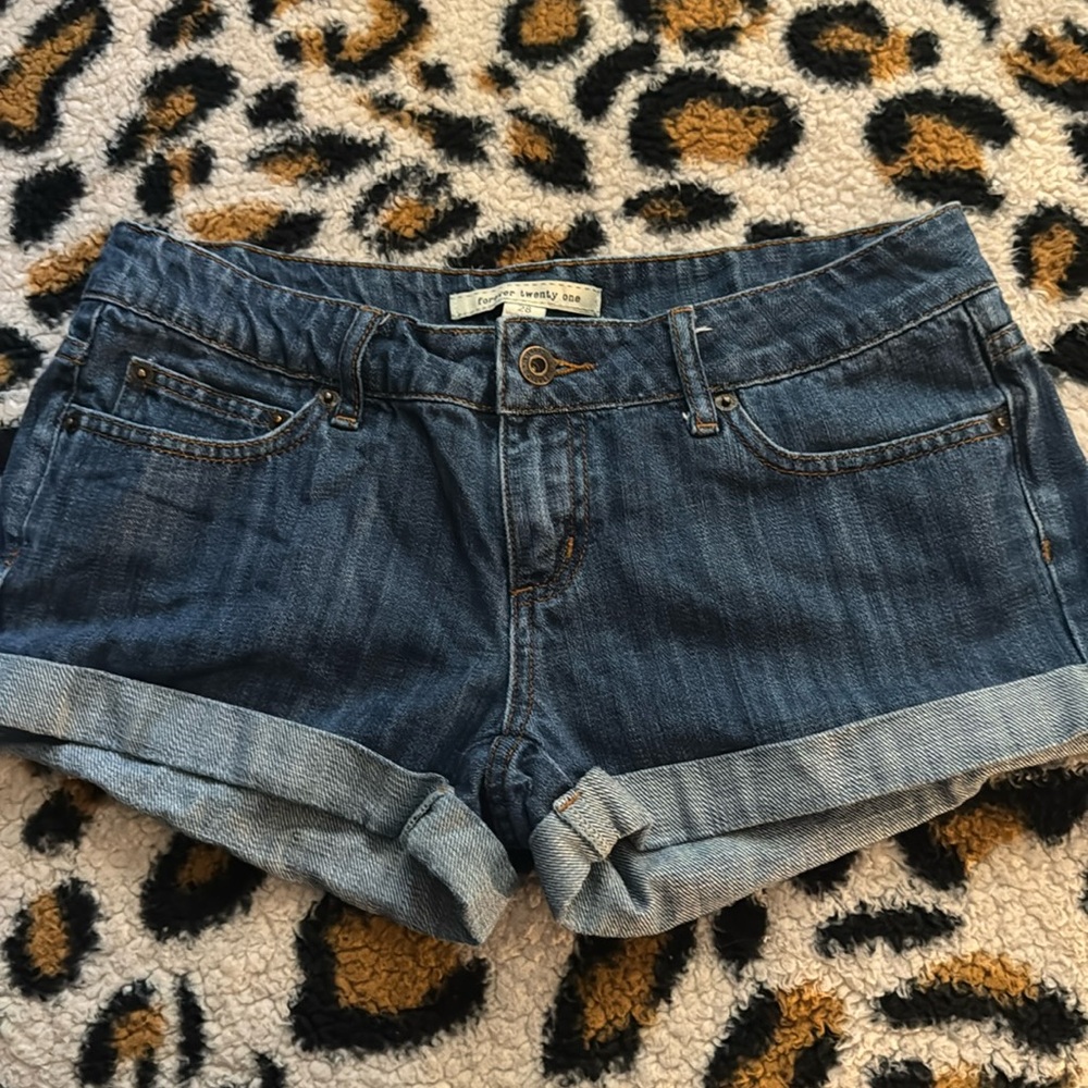 Forever 21 size 28 jean shorts